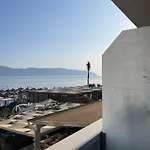 The Blue Pearl Апартаменты *